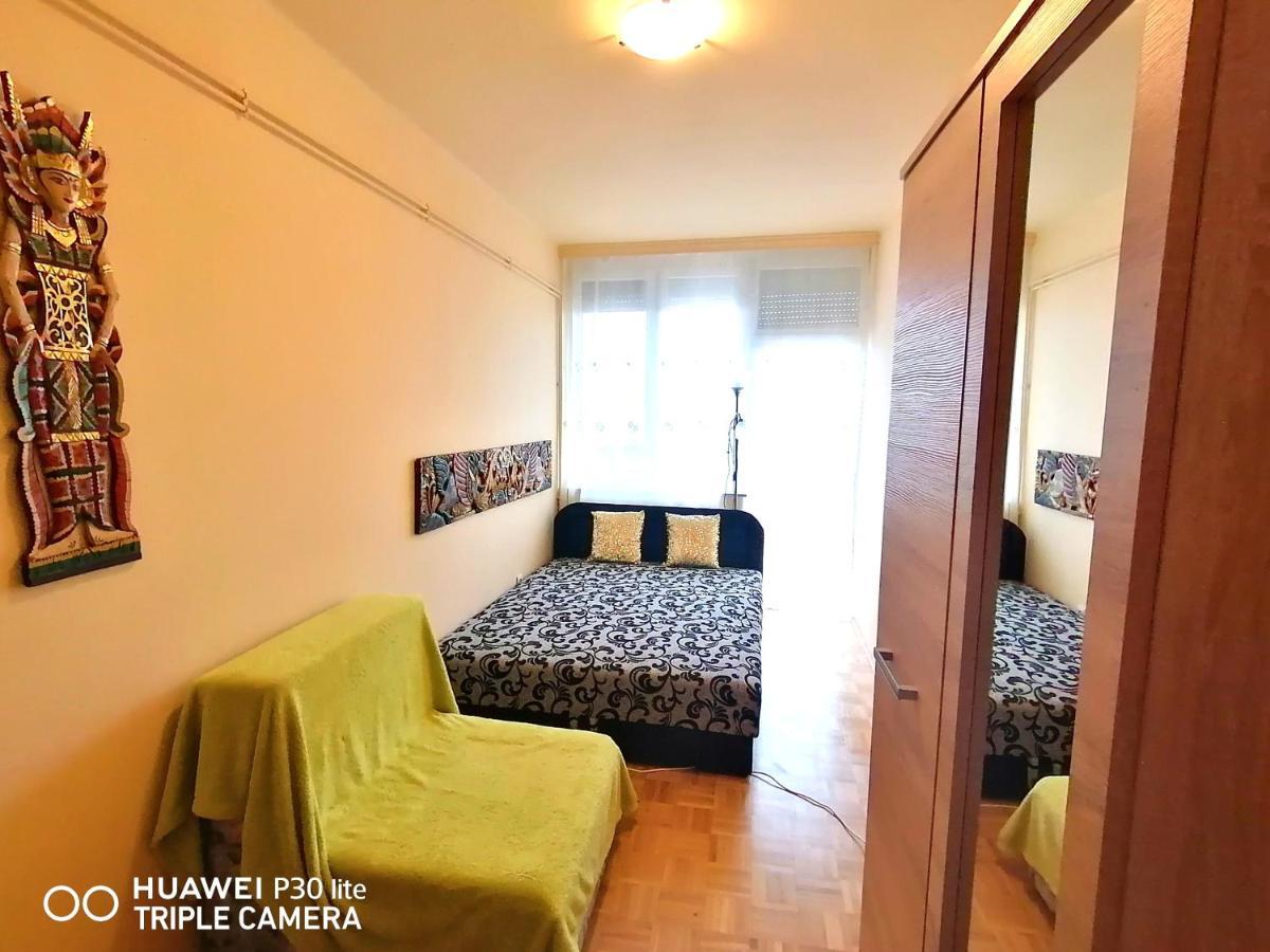 Zoeld Beka Hoforras Apartman ไฮจ์ดุสโซบอสโล ภายนอก รูปภาพ